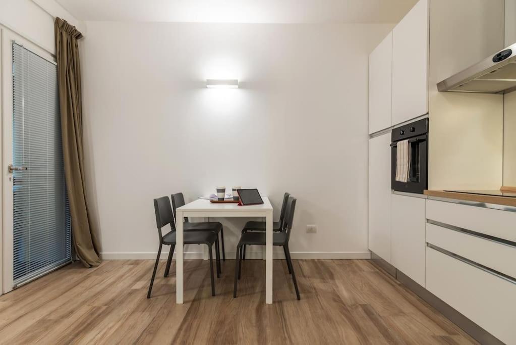 Appartement Mora Flexyrent A.C. - Colonne à Milan Extérieur photo